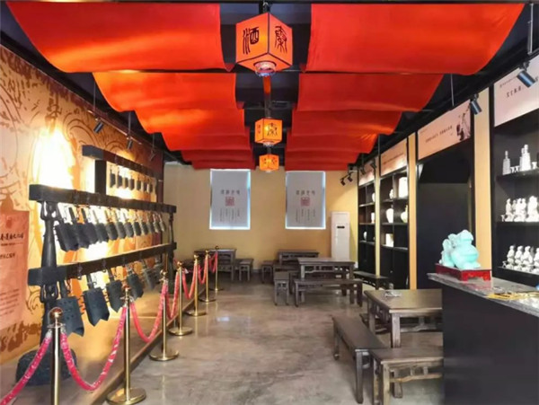 雙十一_酒_任性！全場(chǎng)半價(jià)，西安這家店也是拼了！215.jpg